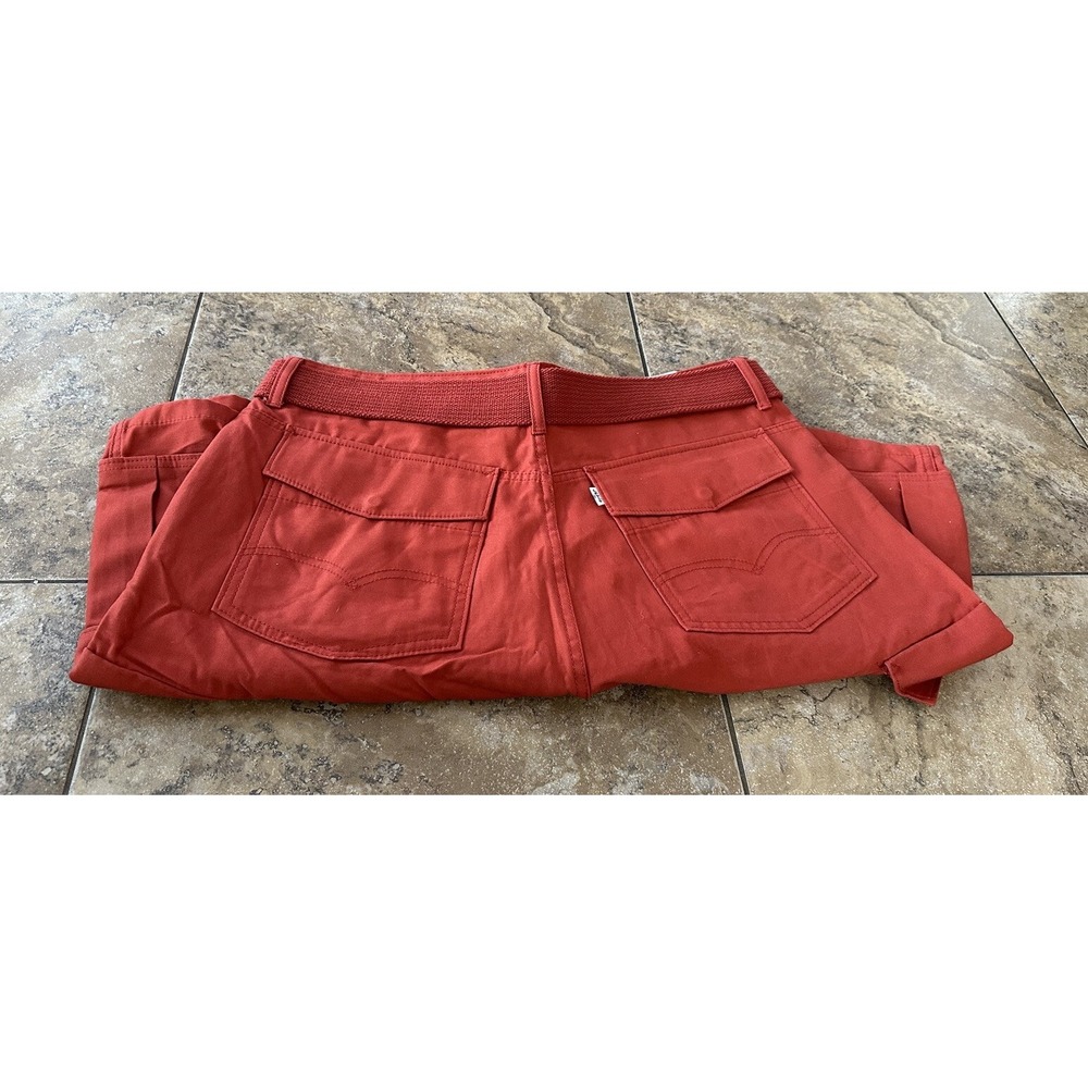 Levi's Cargo Shorts Mens Size 36 Flap Pockets Baggy Red - Picture 7 of 9